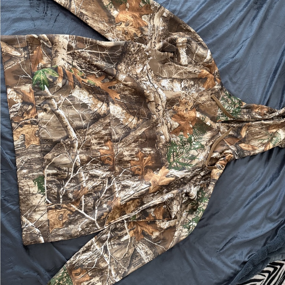 Men’s XL Realtree Camouflage Hoodie